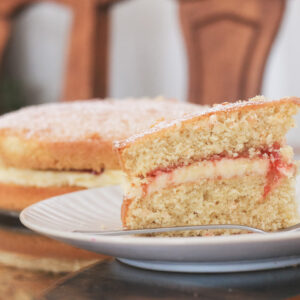 Victoria sponge cake with coconut flour