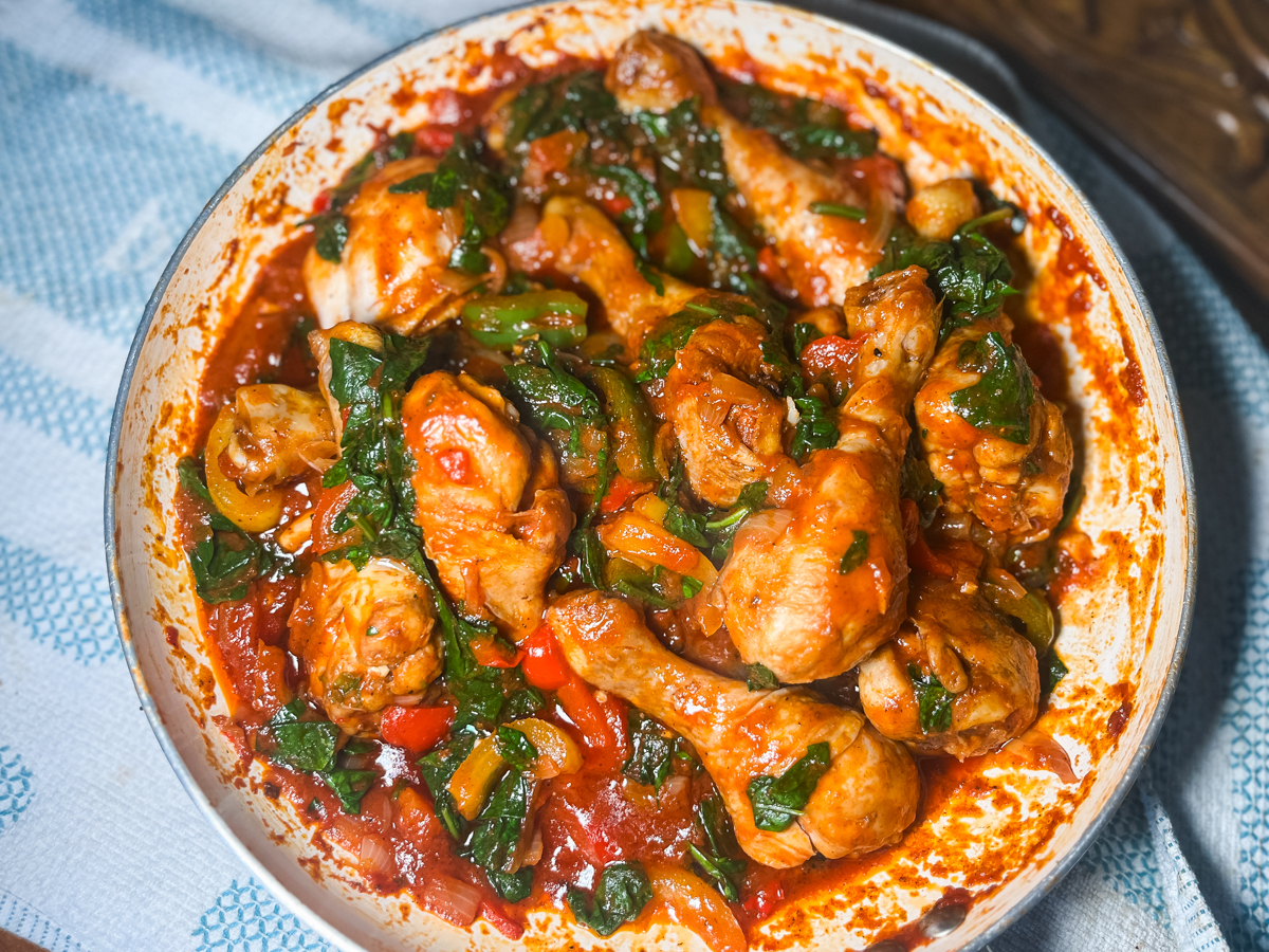 Chicken stir fry with bell peppers and spinach